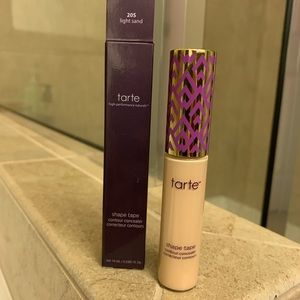 Tarte Shape Tape in 02 Light Sand